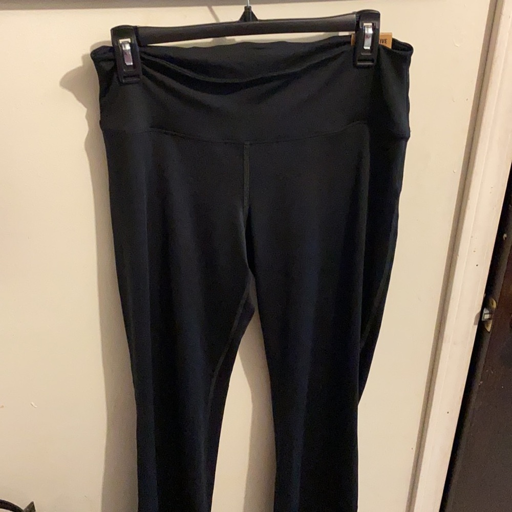 PINK Victoria’s Secret black yoga pants